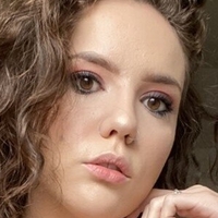 Laura Earnesty Naakt