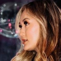 Lauren Riihimaki Naakt
