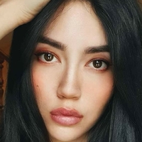 Lauriane Naakt