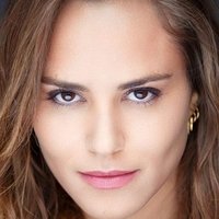 Lea Arnezeder Naakt