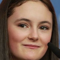Lea van Acken Naakt