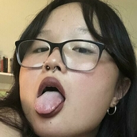 LegitimateCurrency Naakt