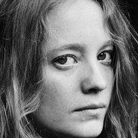 Leonie Benesch Naakt