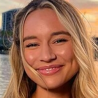 Lia Lewis Gribius Naakt