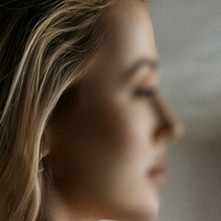 Lily Lawson Naakt
