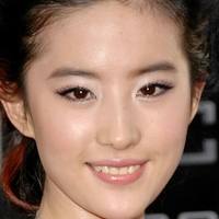 Liu Yifei Naakt