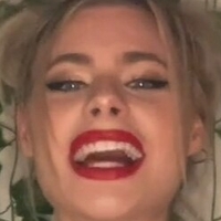 Livimavie Naakt