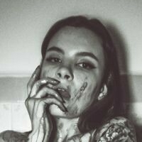 Liz Oliver Naakt