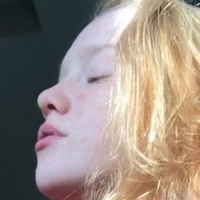 Lucie Rose Middleton Naakt