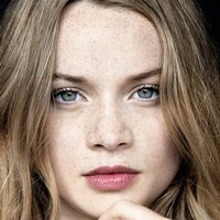 Luna Wedler Naakt