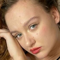 lynabond Naakt