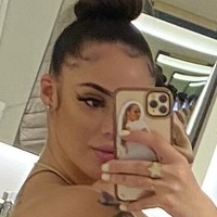 Mamigianyy Naakt