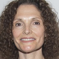 Mary Elizabeth Mastrantonio Naakt