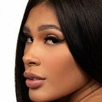 MC Pocahontas Naakt