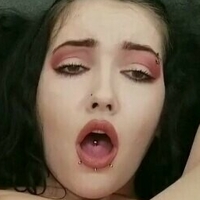 meaghanisdead Naakt