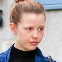 Mia Goth Naakt