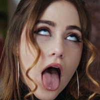 Miahandley Naakt