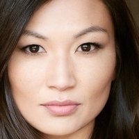Michelle Krusiec Naakt