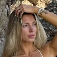 Michelle Mazul Naakt