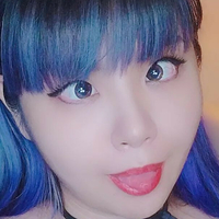 Michotheharambae Naakt