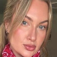 Mikaela Reidy Naakt