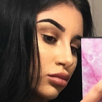 Mikaela Testa Naakt