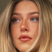Mikaelamariia Naakt