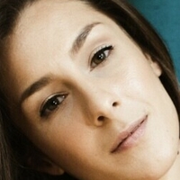Miss Wolfe Naakt
