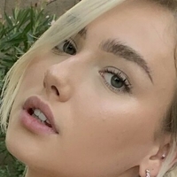 mollyomaliamollyomaliaaa Naakt