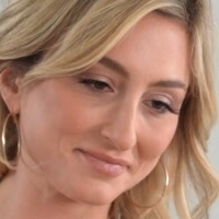 MomsTeachSex Naakt