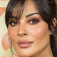 Nadine Nassib Njeim Naakt