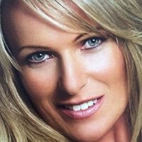 Nadine Tschanz Naakt