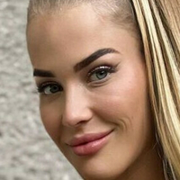 Natali Oullet Naakt