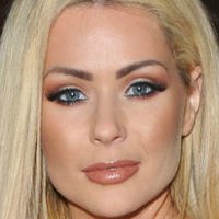 Nicola McLean Naakt