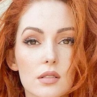 Nicole Simone Naakt
