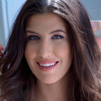 Nicole Vicente Naakt
