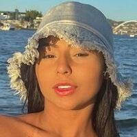 Nicolly Rosae Naakt