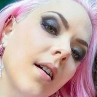 Nina Rei Naakt