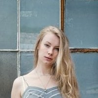 Nora Quest Naakt