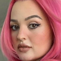 Olivia Cara Naakt