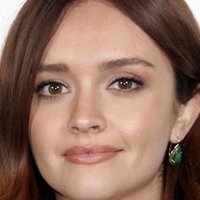 Olivia Cooke Naakt