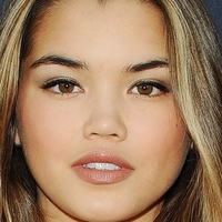 Paris Berelc Naakt