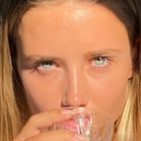 Polina Malinovskaya Naakt