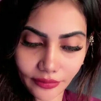 Priya Naidu Naakt
