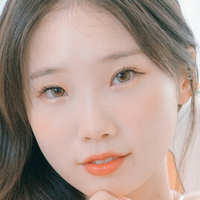 Pureding 퓨딩 Naakt