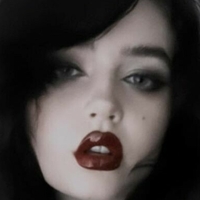 QueenNephilim Naakt