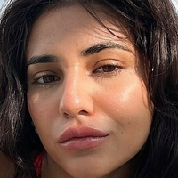 Radhika Seth Naakt