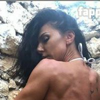 Rebel Lilly Naakt
