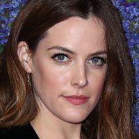 Riley Keough Naakt