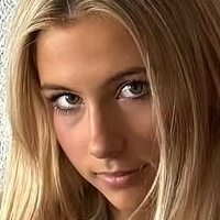 Romy Mars Naakt